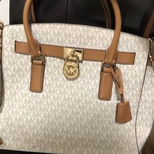 Michael Kors Mercer Handbag Satchel